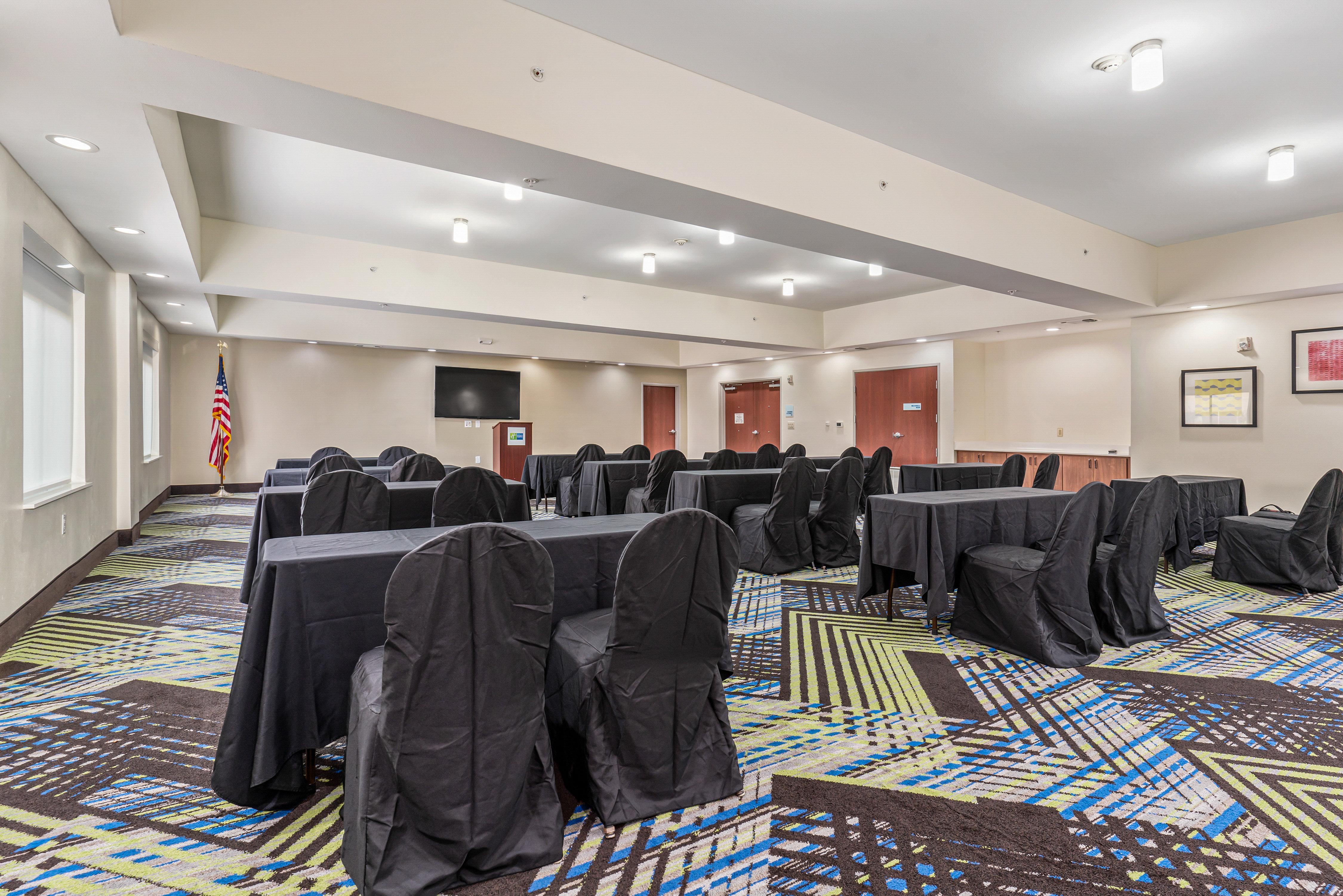 Holiday Inn Express & Suites Van Buren-Fort Smith Area, An Ihg Hotel Экстерьер фото