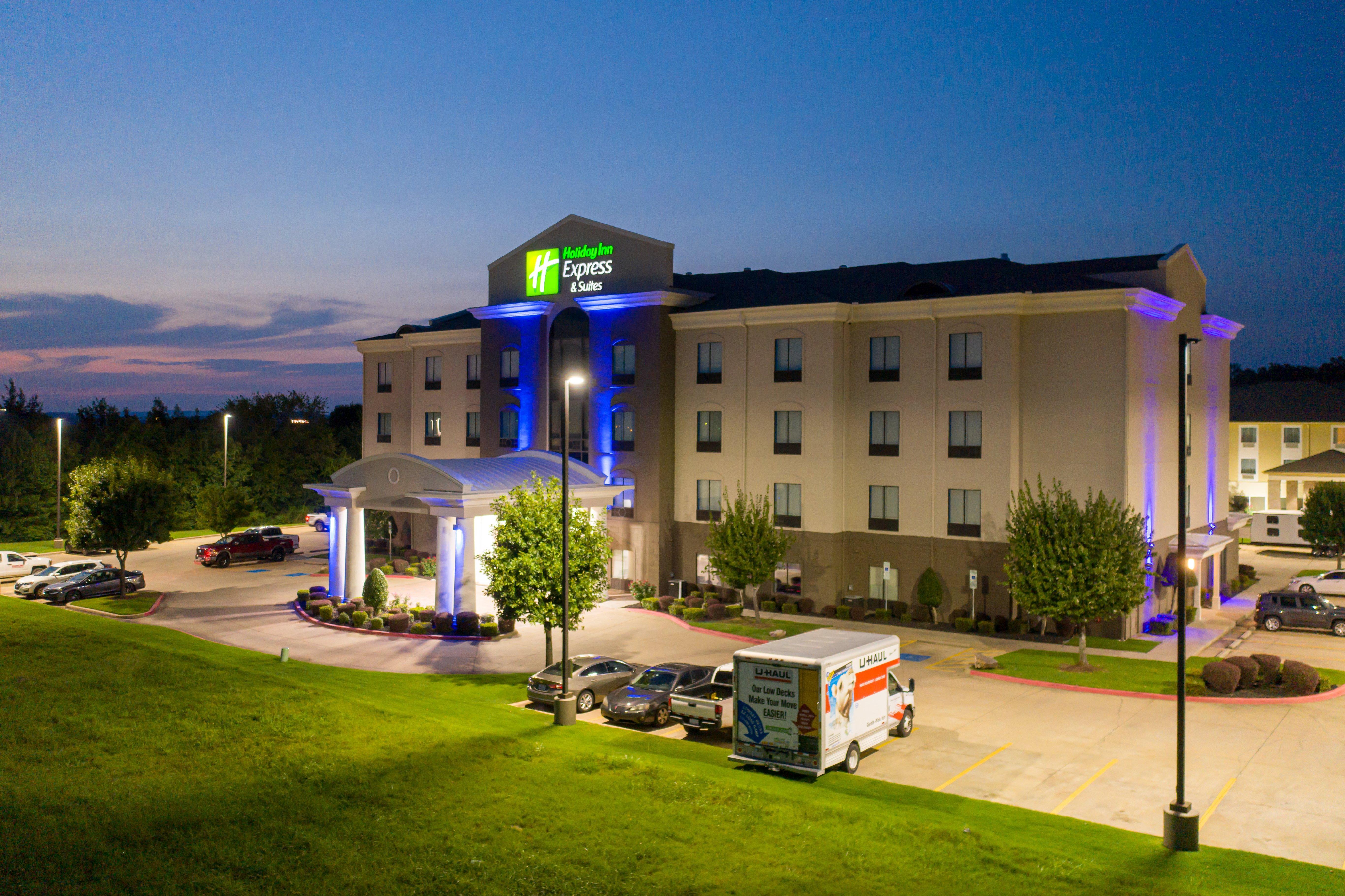 Holiday Inn Express & Suites Van Buren-Fort Smith Area, An Ihg Hotel Экстерьер фото